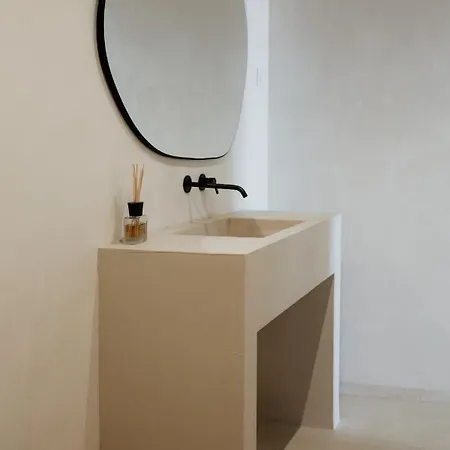 Casa Dos Mercados Bed and Breakfast 4*